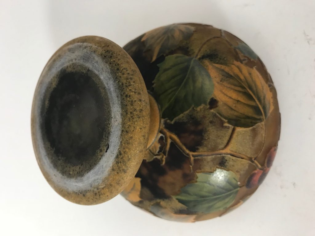 Jugendstil Glass Vase, DAUM NANCY France"Hagebutte"