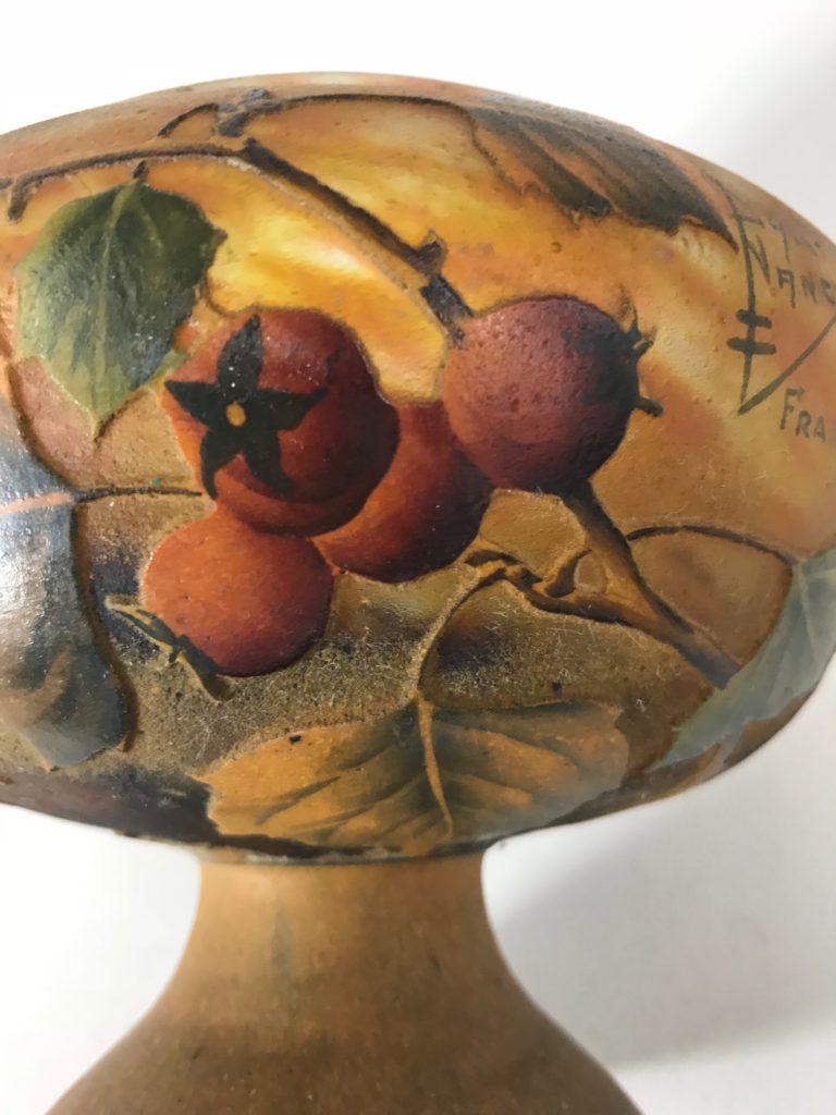 Jugendstil Glass Vase, DAUM NANCY France"Hagebutte"