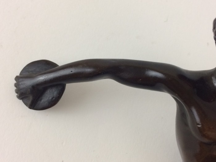 Kleine Bronzefigur "Der Diskuswerfer"
